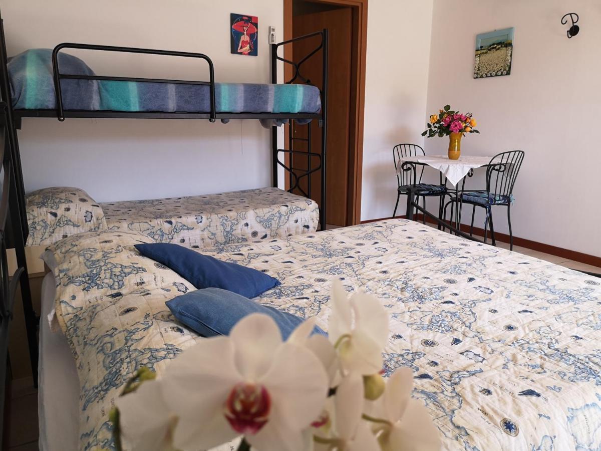 A Due Passi Dal Mare B&B Numana Exterior photo
