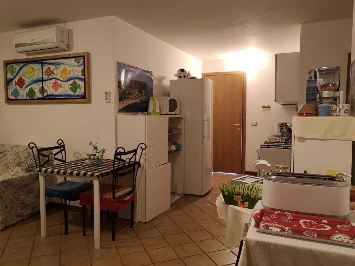 A Due Passi Dal Mare B&B Numana Exterior photo